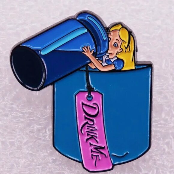 3 for $20**(all individual pins!) Alice in Wonderland “Drink Me” Brooch Pin - Picture 1 of 4